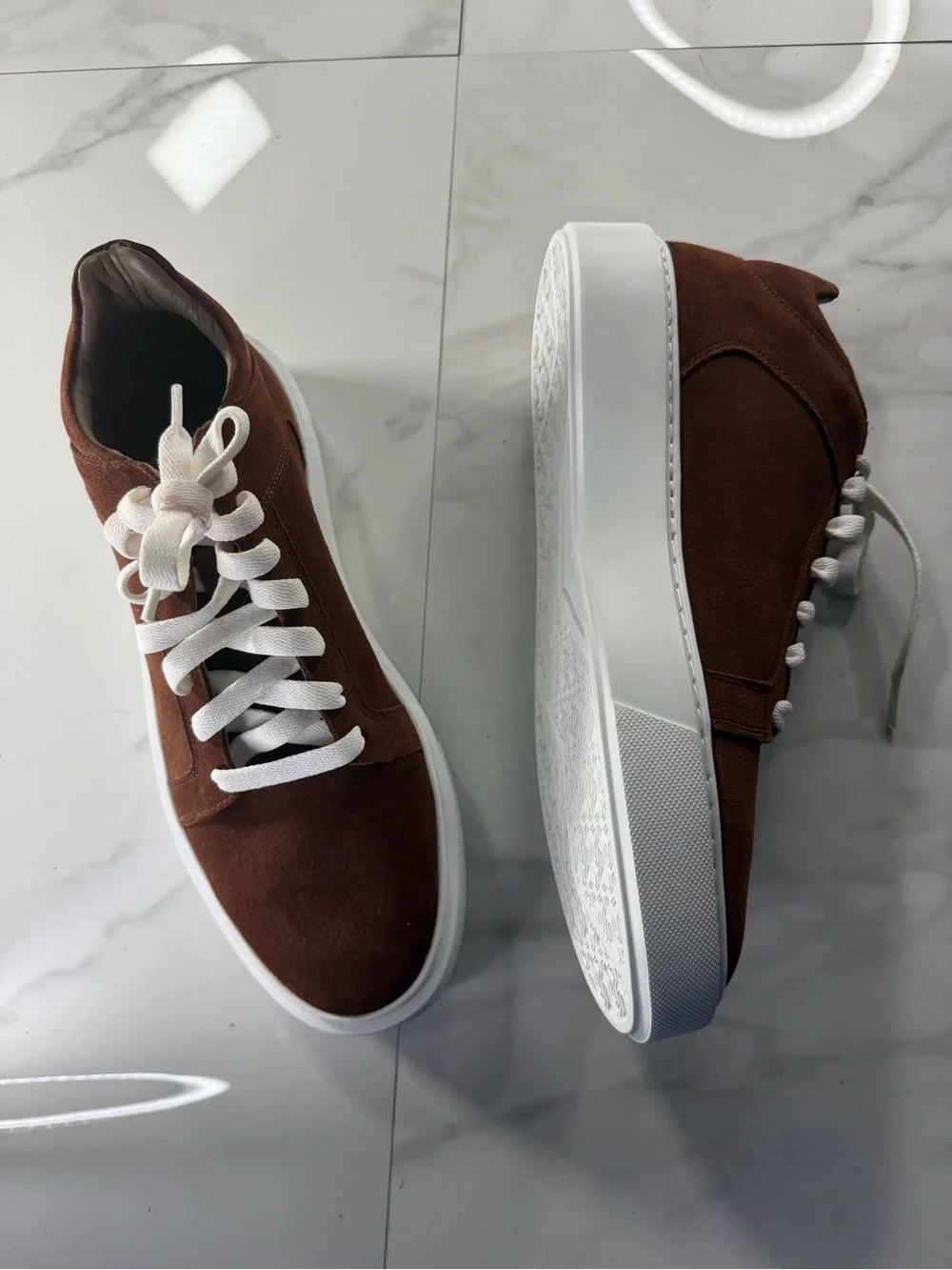 Men's Brown Suede Low-Top Sneakers with White Laces